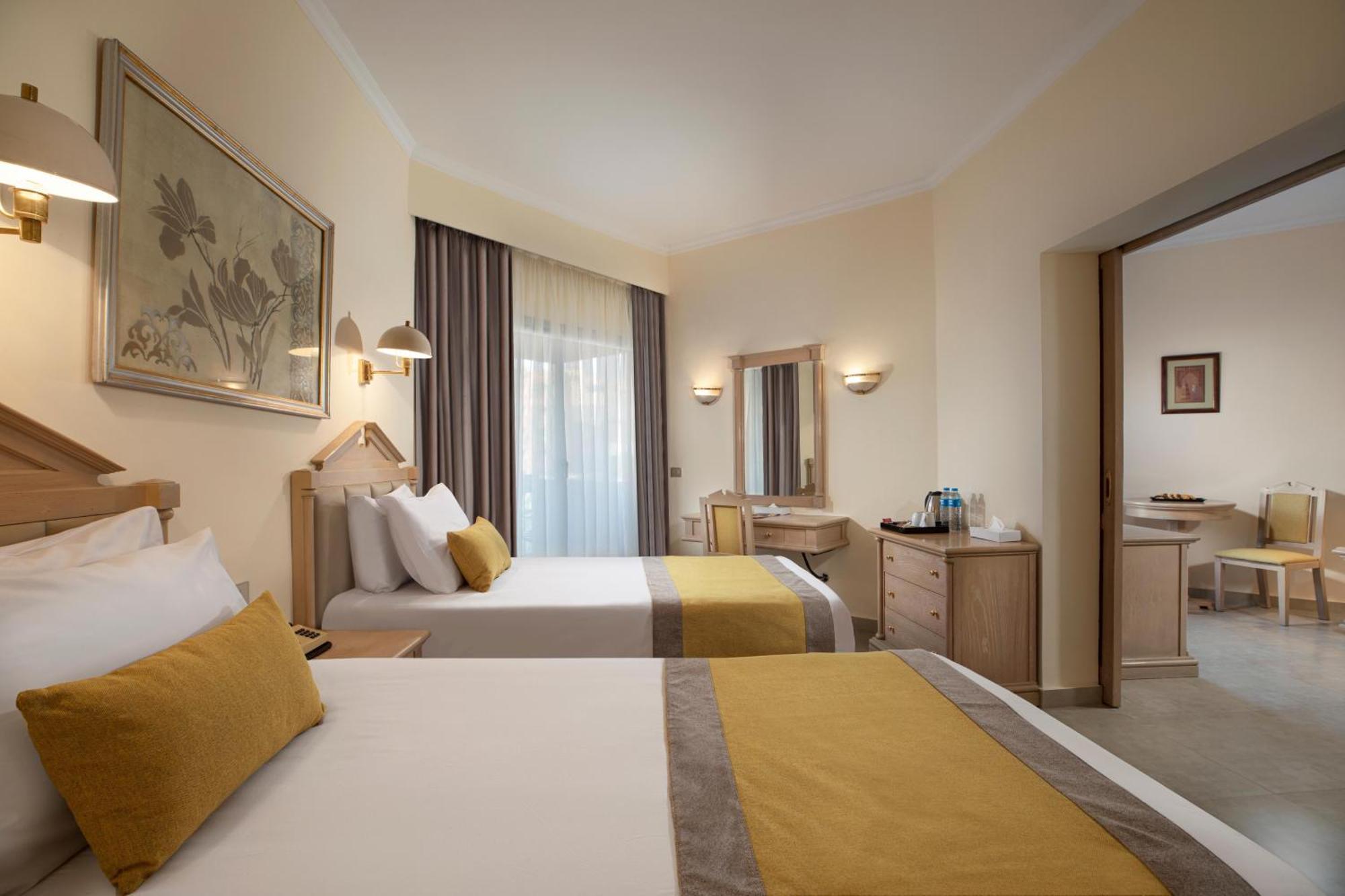 Pyramisa Hotel Luksor Zewnętrze zdjęcie