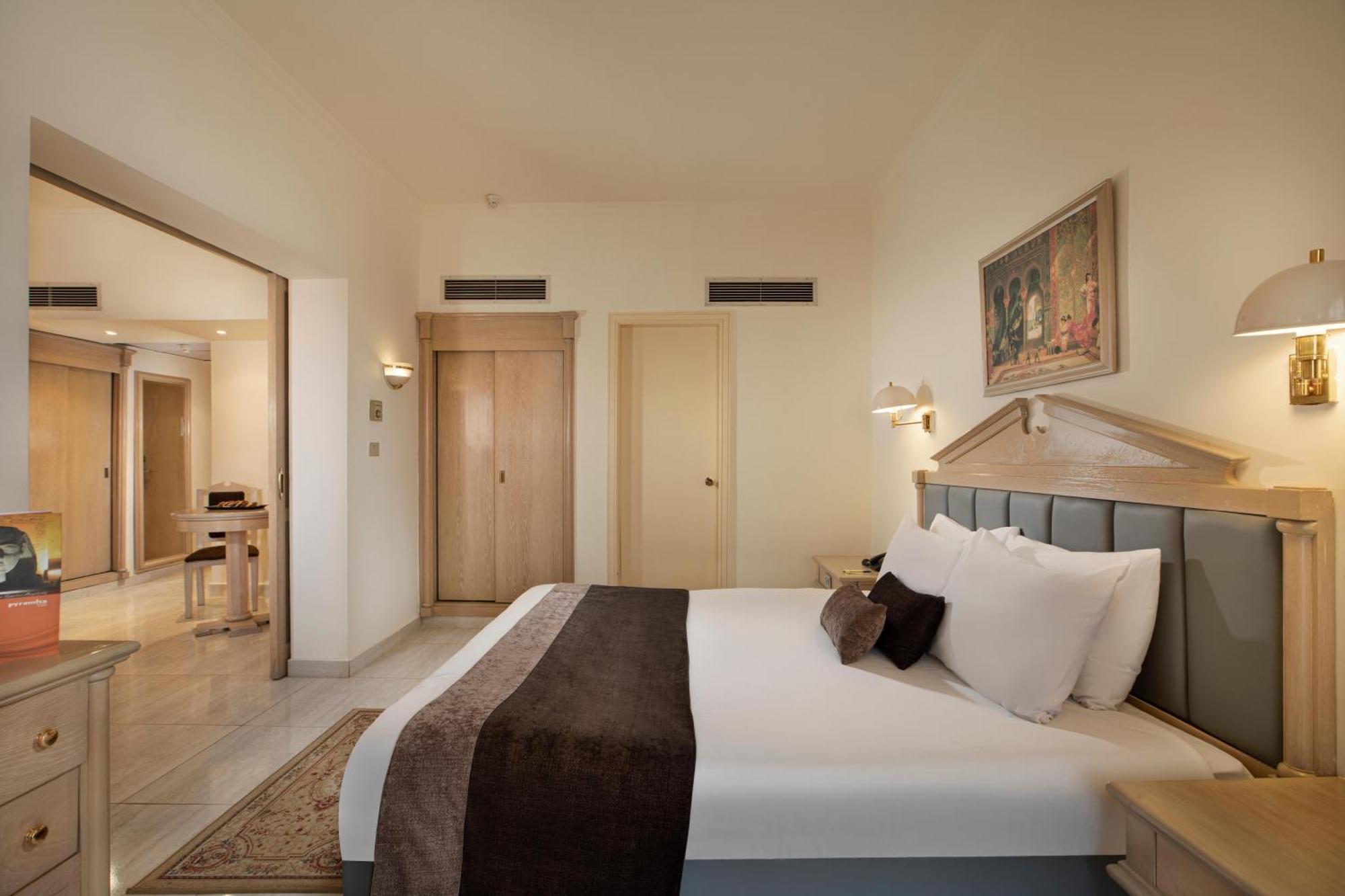 Pyramisa Hotel Luksor Zewnętrze zdjęcie