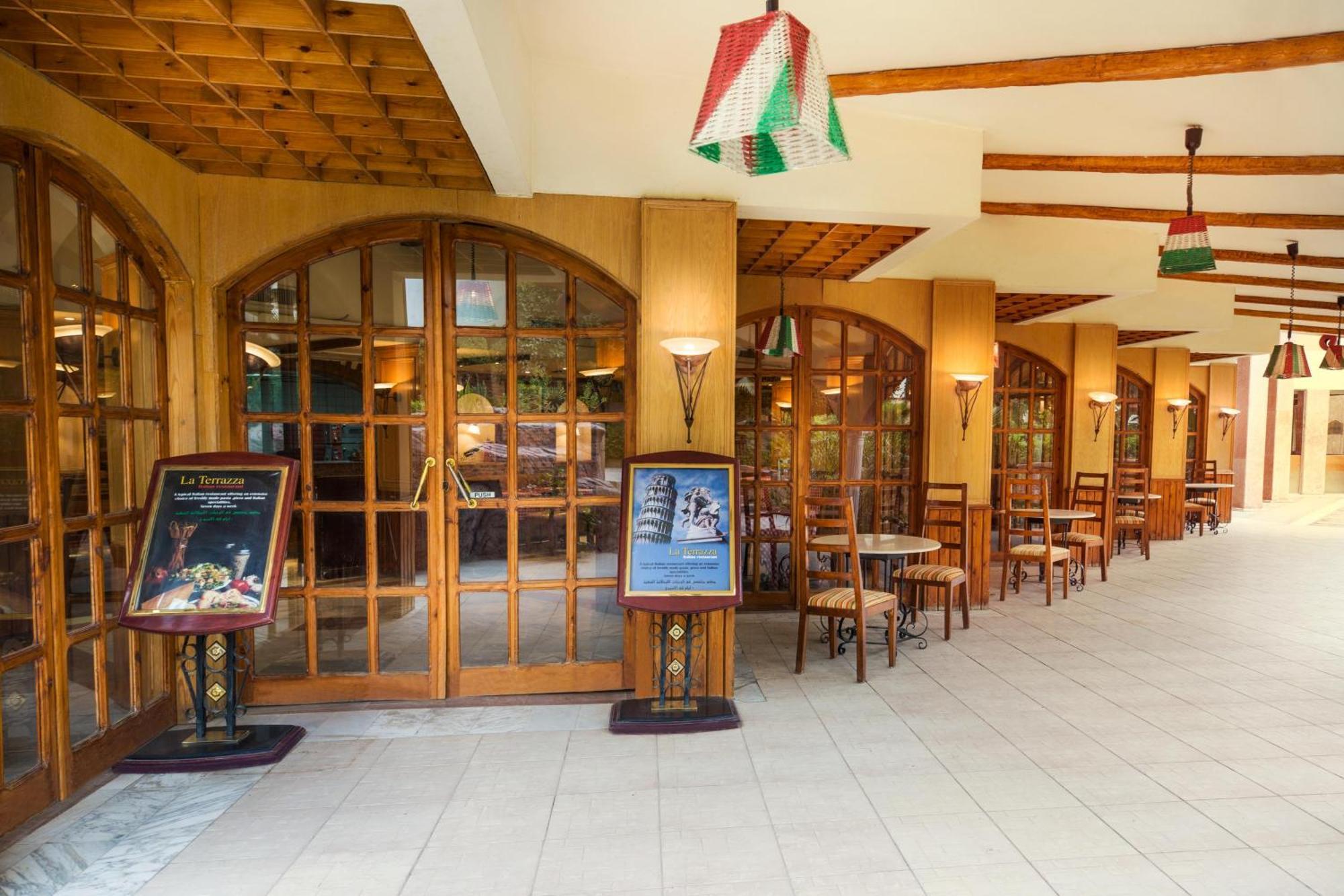 Pyramisa Hotel Luksor Zewnętrze zdjęcie